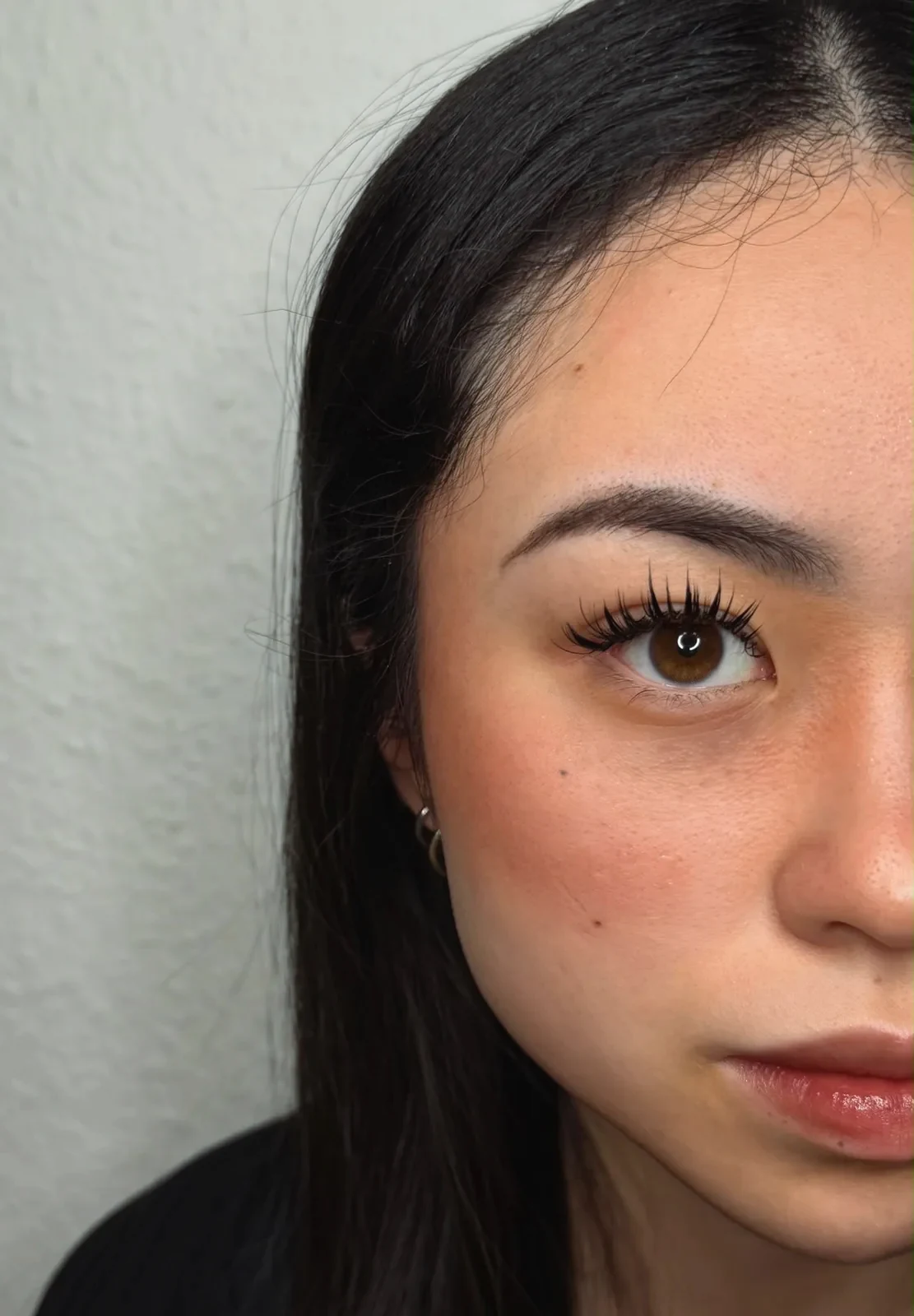 CAM Anime Lashes mit definierten Spikes